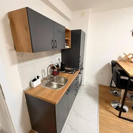 Maras Apartment