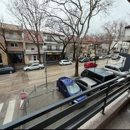Maras Apartment *